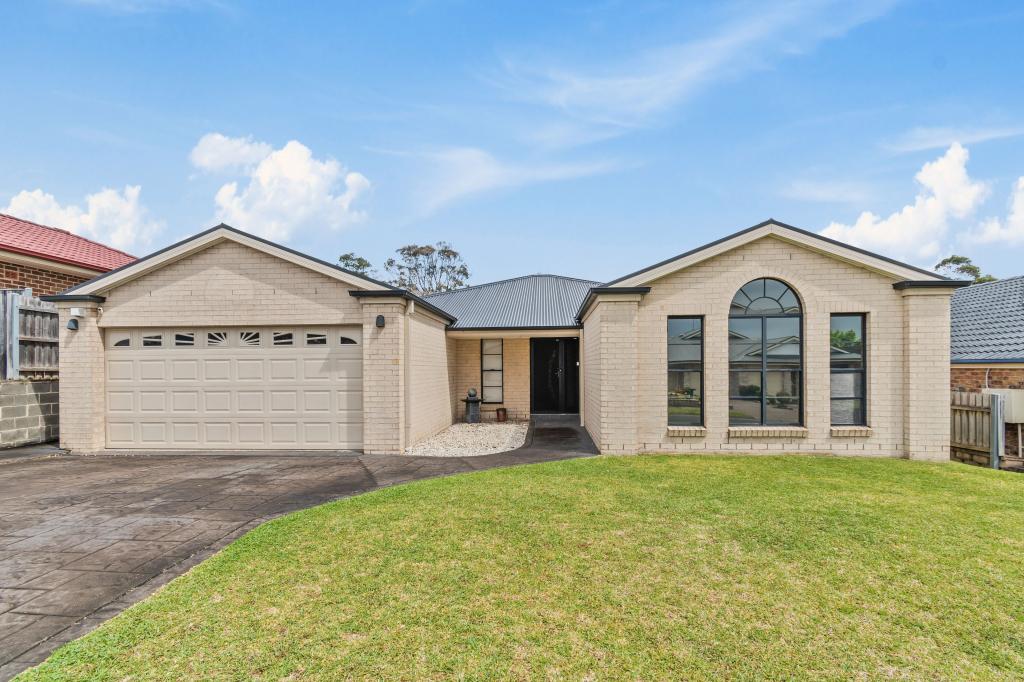 6 WESTON PL, HORSLEY, NSW 2530