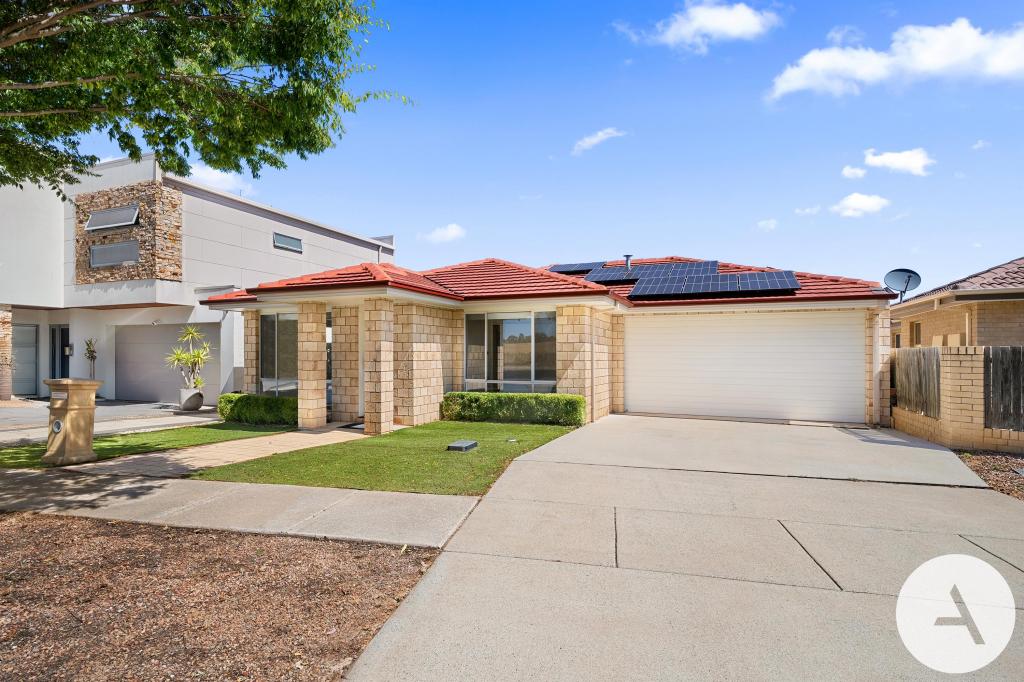 21 Ormiston Cct, Harrison, ACT 2914