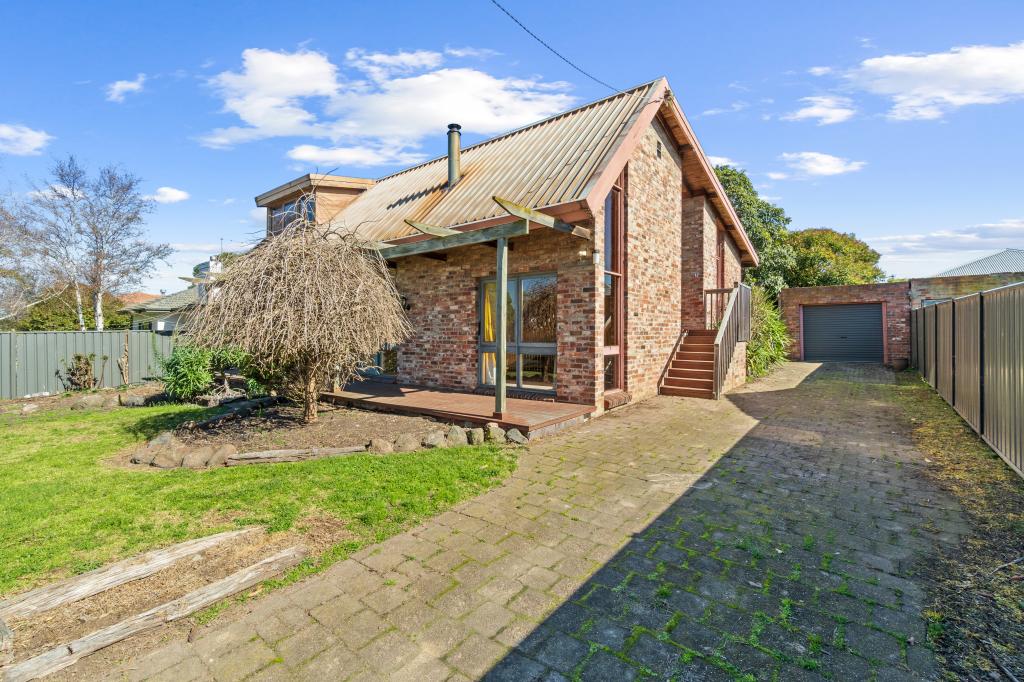 9-11 Lansdowne St, Sale, VIC 3850