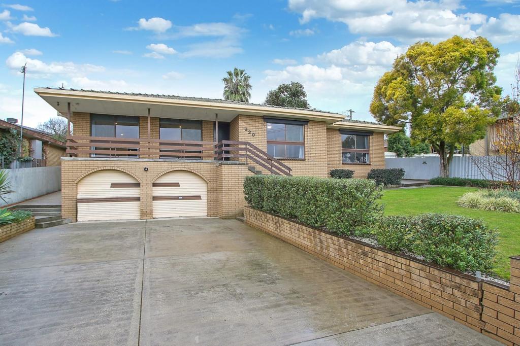320 Tracy St, Lavington, NSW 2641