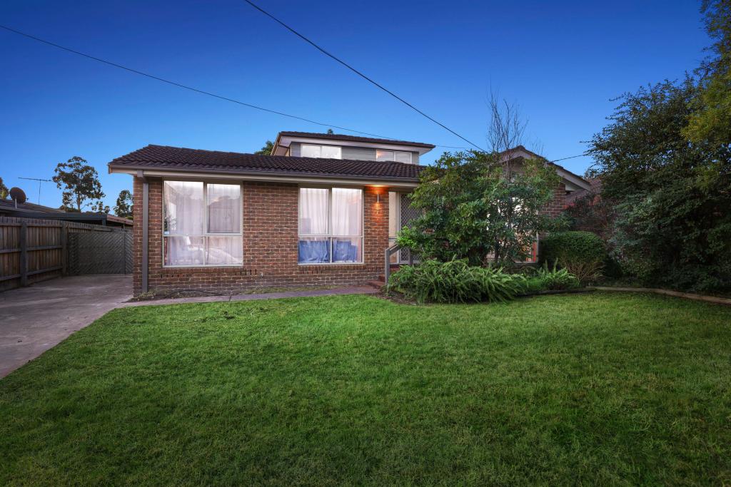 25 CAMBDEN PARK PDE, FERNTREE GULLY, VIC 3156