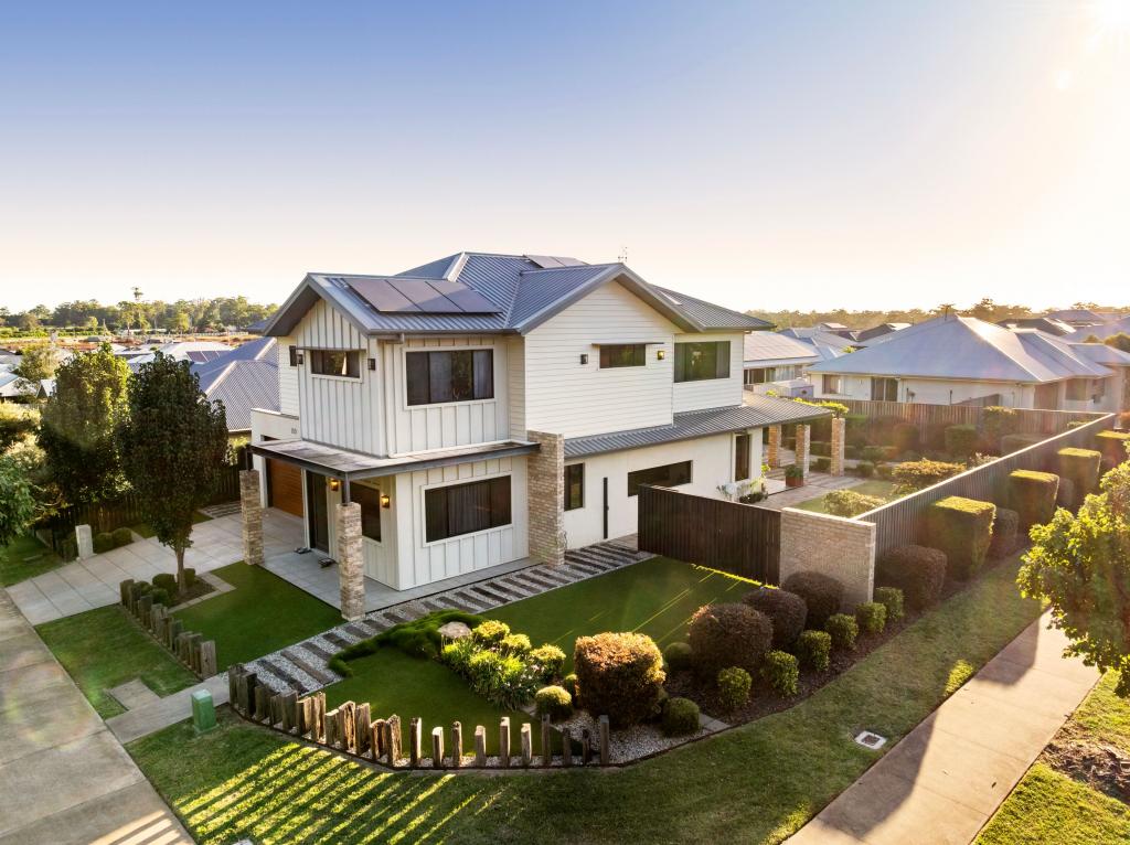 109 CRONIN RD, HIGHFIELDS, QLD 4352