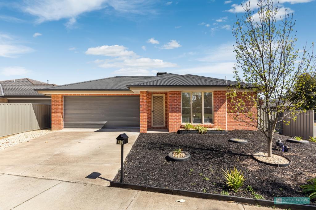 38 The Boulevard, White Hills, VIC 3550