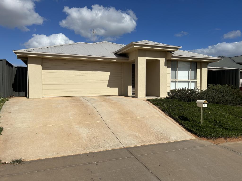 9 Riordan Gr, Port Augusta, SA 5700