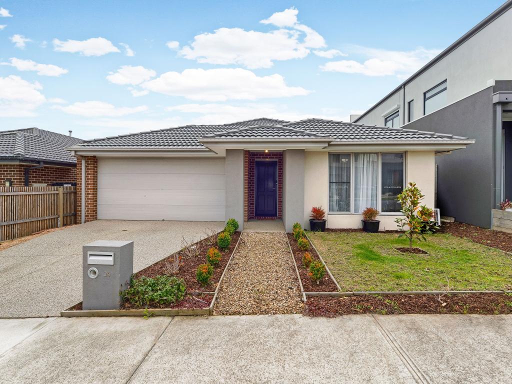 24 Swindale Way, Clyde North, VIC 3978