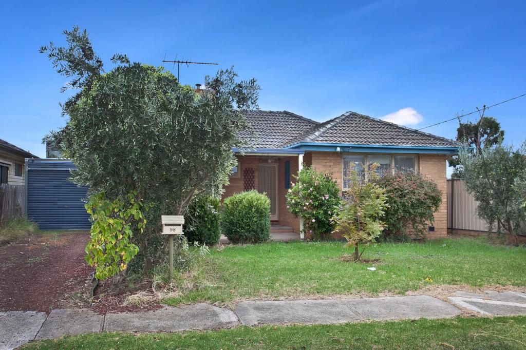 98 George St, St Albans, VIC 3021