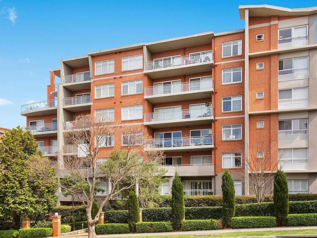 1/14-18 College Cres, Hornsby, NSW 2077