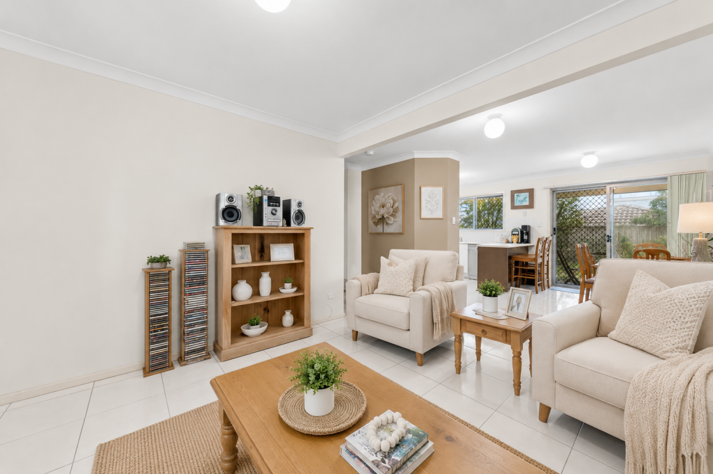 21/16 Bluebird Ave, Ellen Grove, QLD 4078