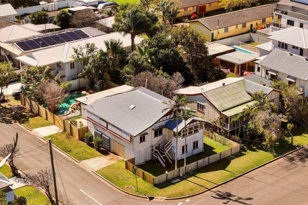 12 BEACONSFIELD ST, MARGATE, QLD 4019