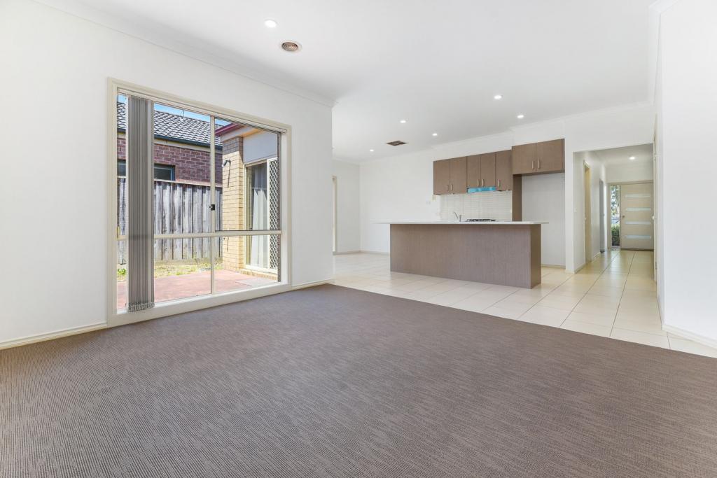 20 Lagoon Row, Officer, VIC 3809