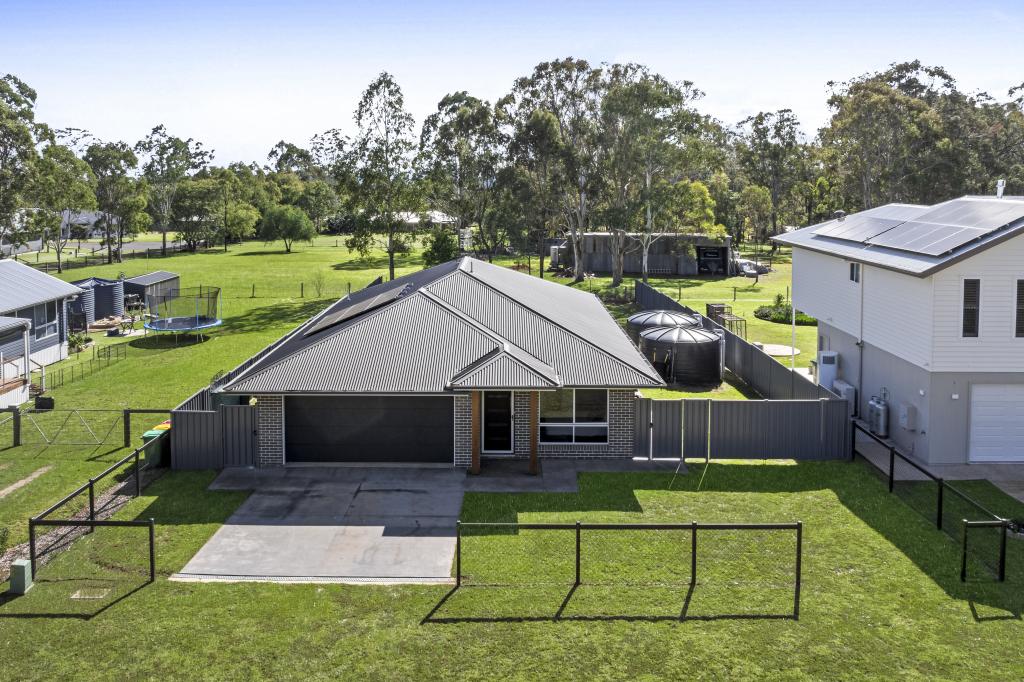 4 Hall Rd, Cabarlah, QLD 4352