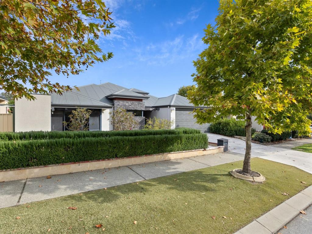 35 Majorelle Pkwy, Aubin Grove, WA 6164