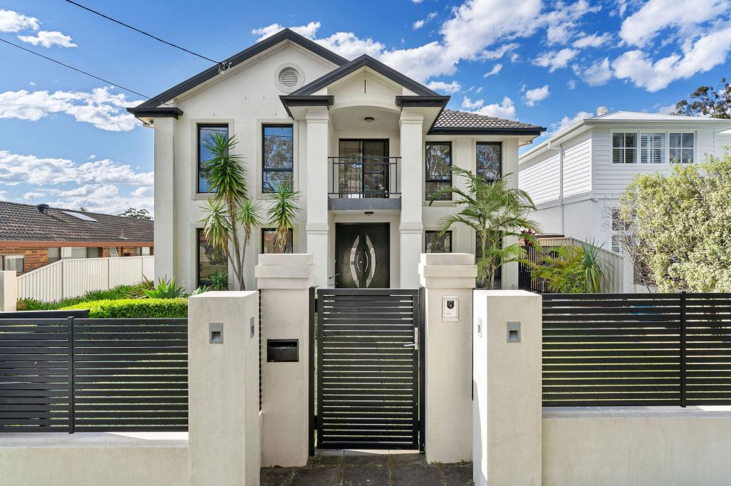 27 Castelnau St, Caringbah South, NSW 2229