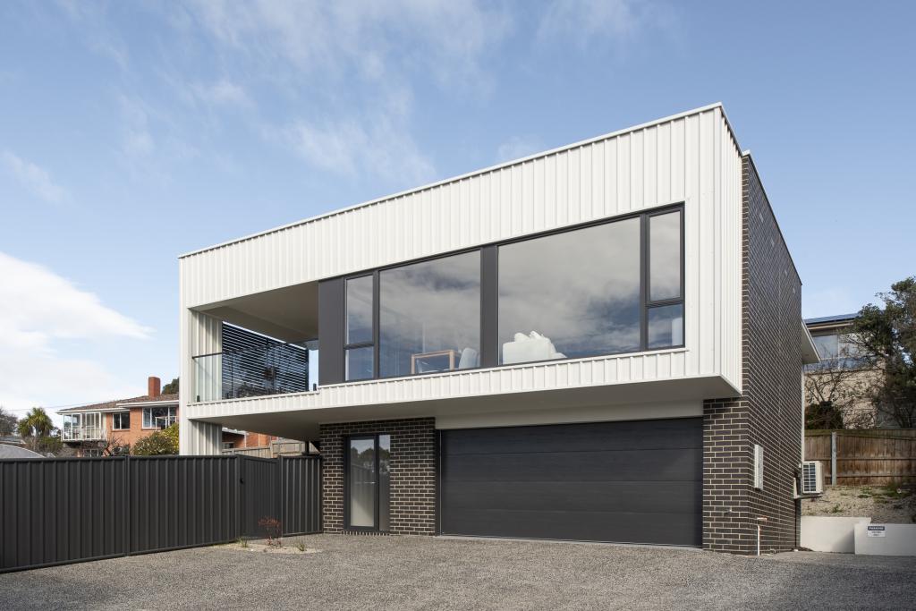 2/100 Granville St, West Launceston, TAS 7250