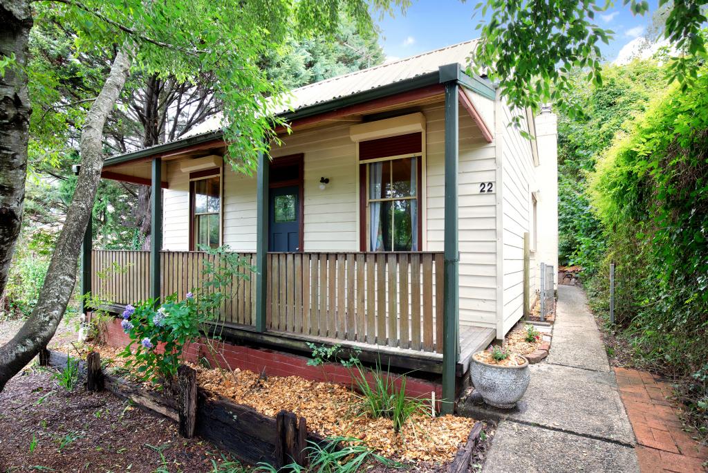 22 Whitton St, Katoomba, NSW 2780