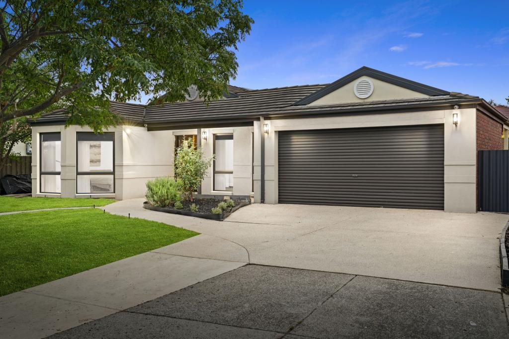 11 LOCHARD TCE, NARRE WARREN SOUTH, VIC 3805