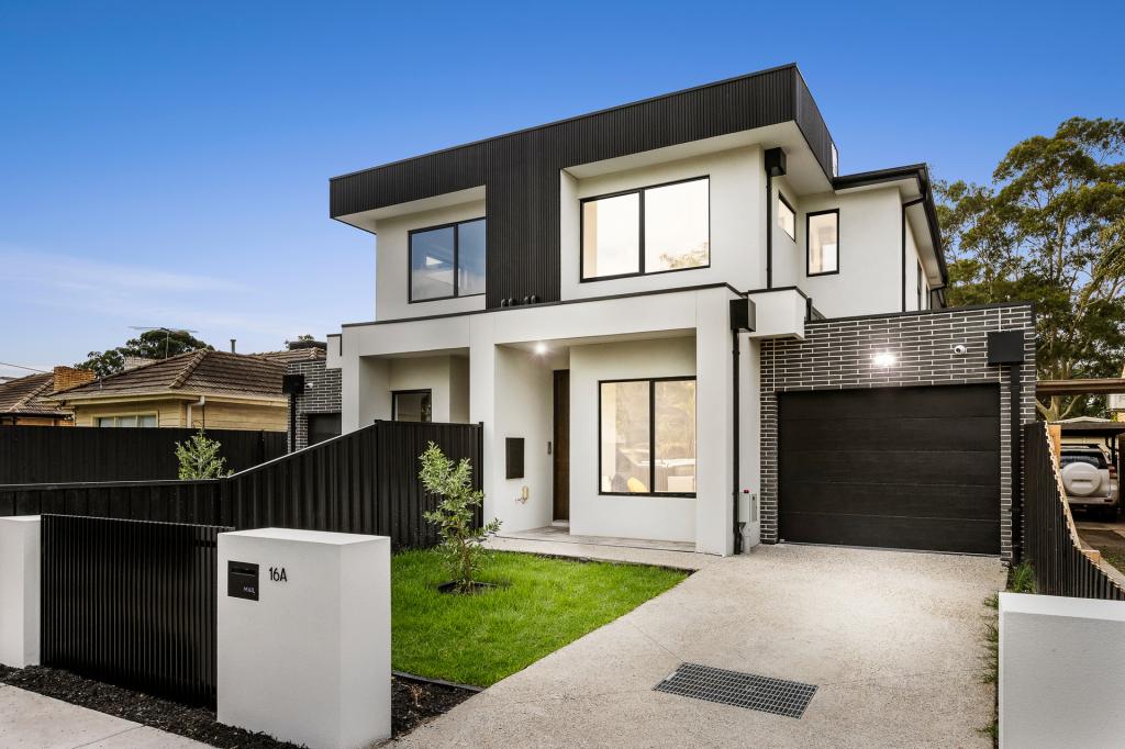 16A ELORA RD, OAKLEIGH SOUTH, VIC 3167