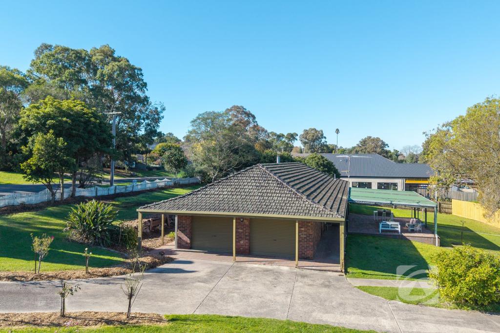 15 May Ct, Garfield, VIC 3814