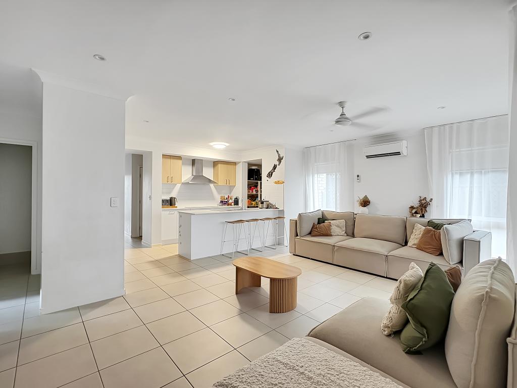 21 Silverleaf St, Palmview, QLD 4553