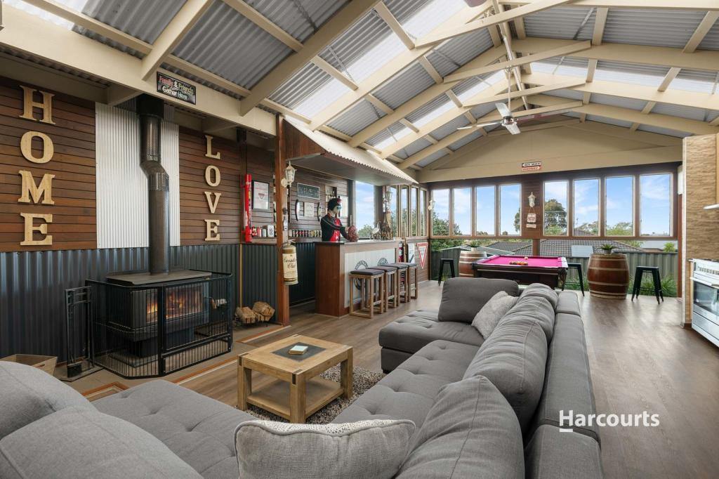 70 Windermere Bvd, Pakenham, VIC 3810