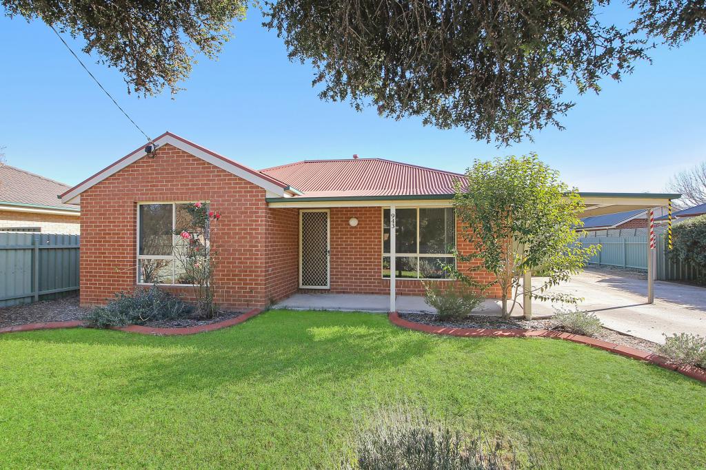 943 CALIMO ST, NORTH ALBURY, NSW 2640