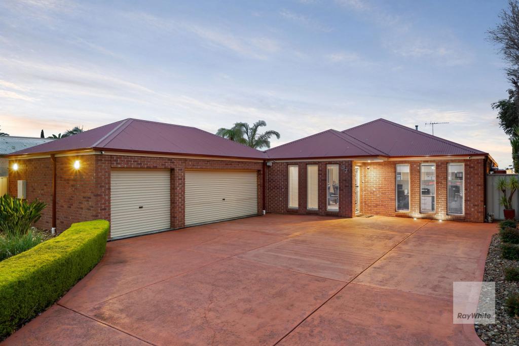 37 Speargrass Dr, Hillside, VIC 3037