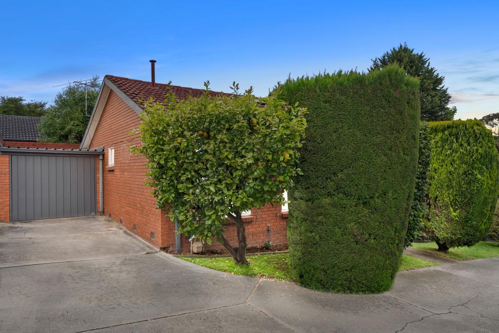 2/28 MT DANDENONG RD, RINGWOOD EAST, VIC 3135