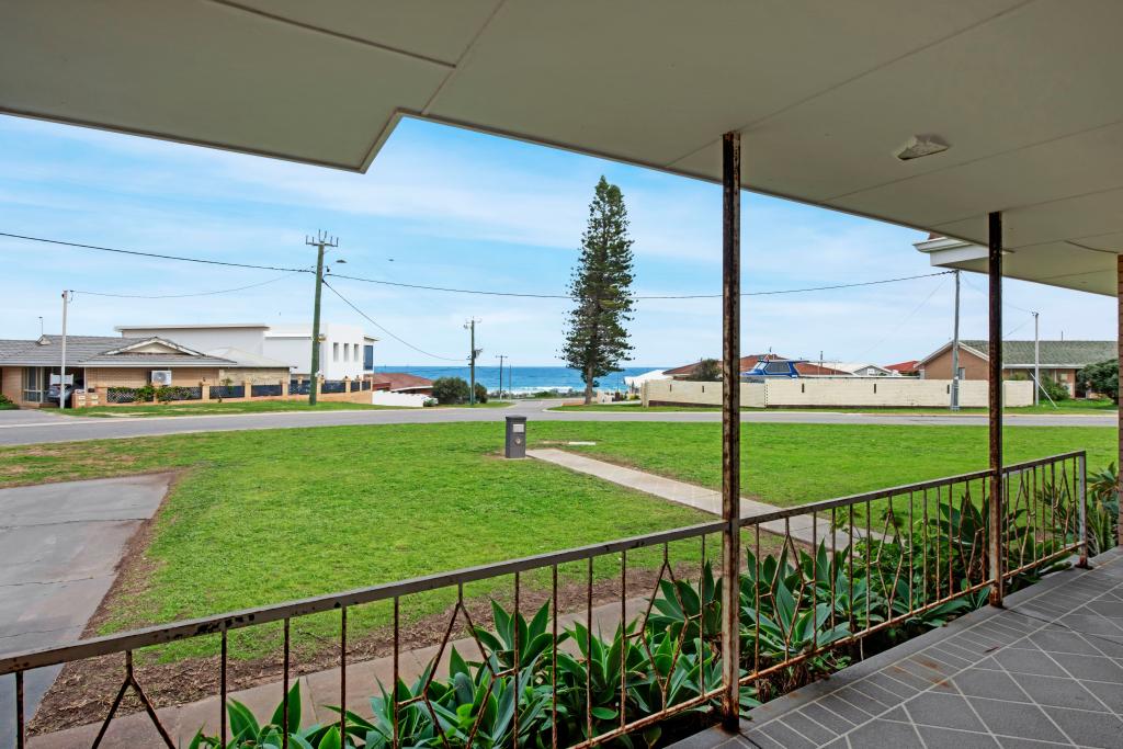 12 Jarrah St, Tarcoola Beach, WA 6530