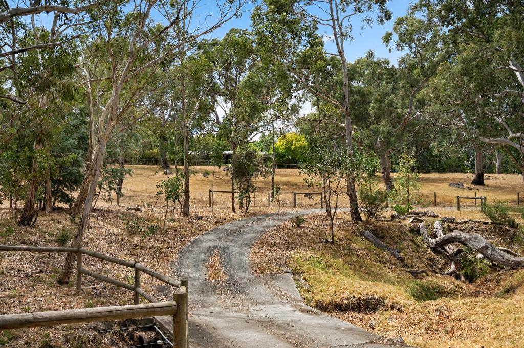 101 Five Bob Rd, Woodside, SA 5244