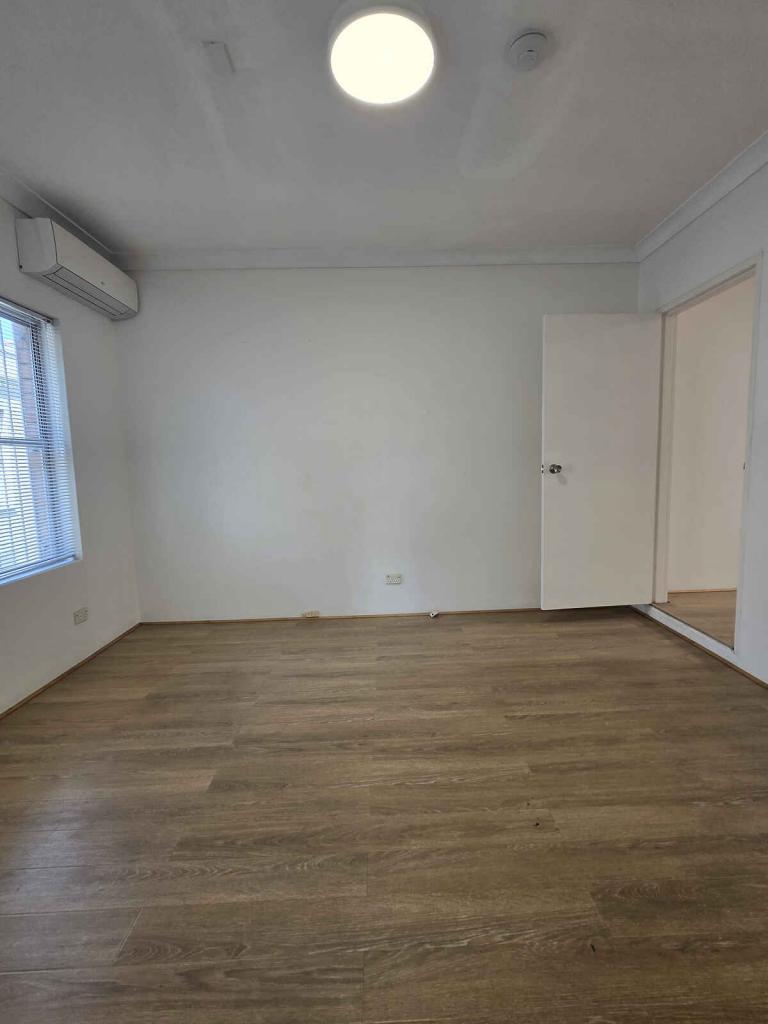REAR LEVEL 1/214 KING ST, NEWTOWN, NSW 2042