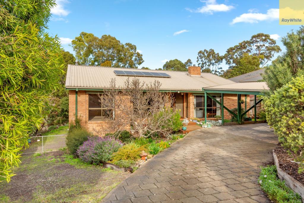 17 Riversdale Cres, Darley, VIC 3340