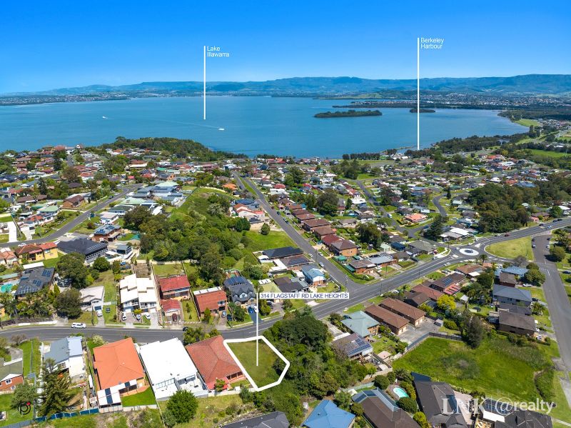 314 FLAGSTAFF RD, LAKE HEIGHTS, NSW 2502