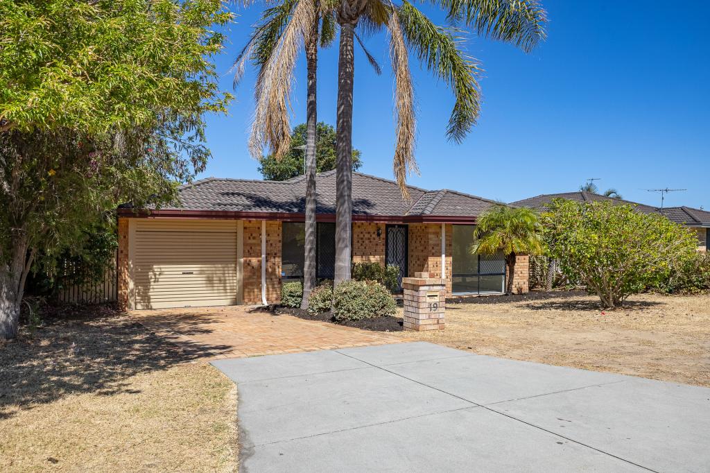 19 Manya Cl, Greenfields, WA 6210
