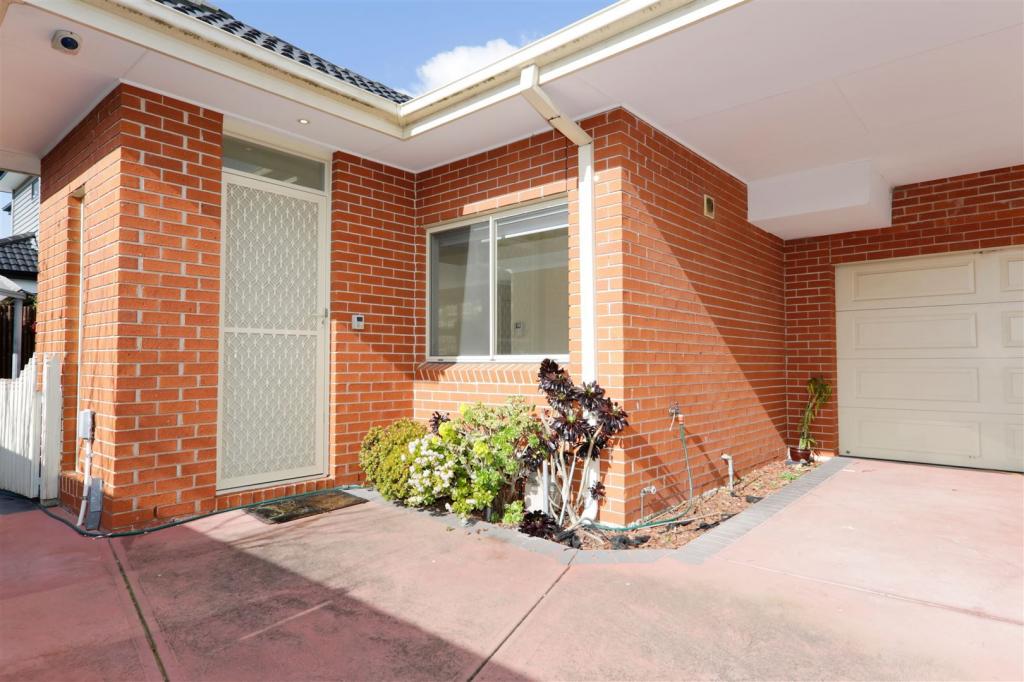 2/19 Third St, Clayton South, VIC 3169