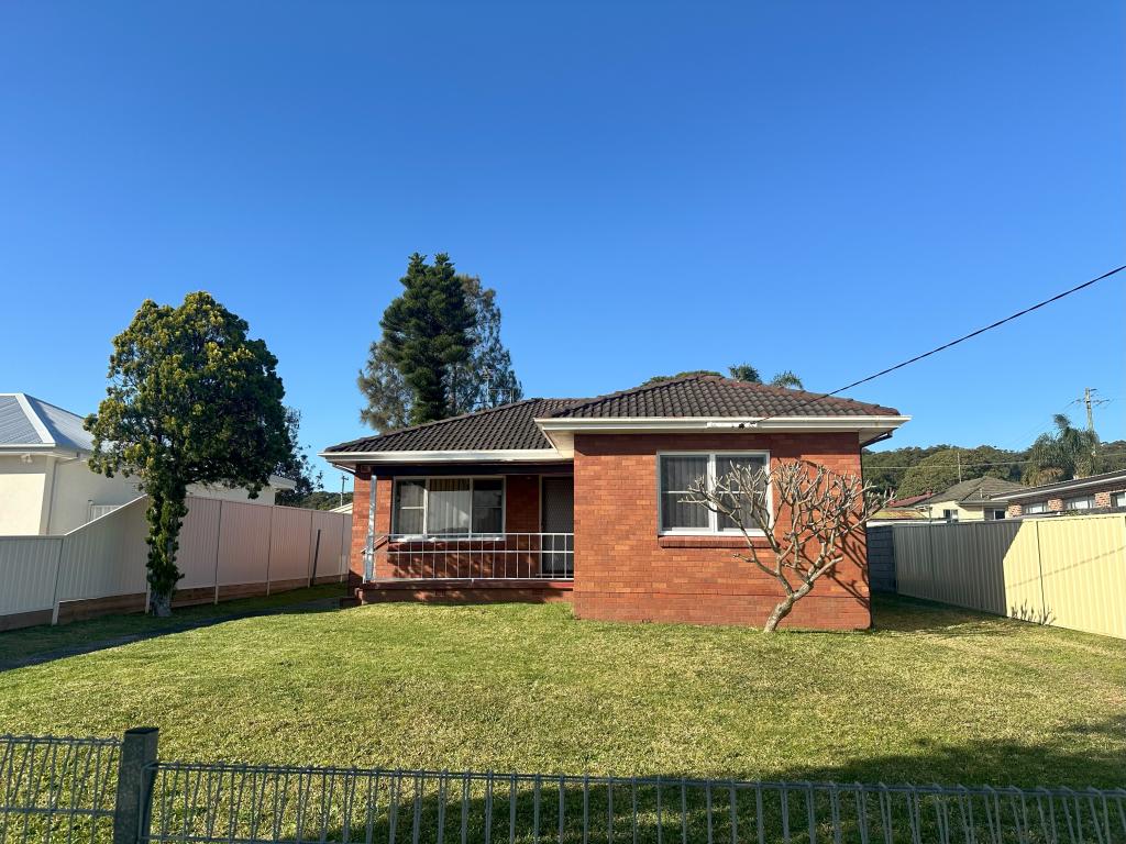 33 Cassia St, Barrack Heights, NSW 2528