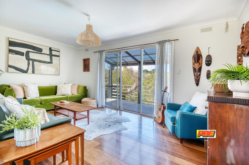 1 St Ives Cres, Venus Bay, VIC 3956