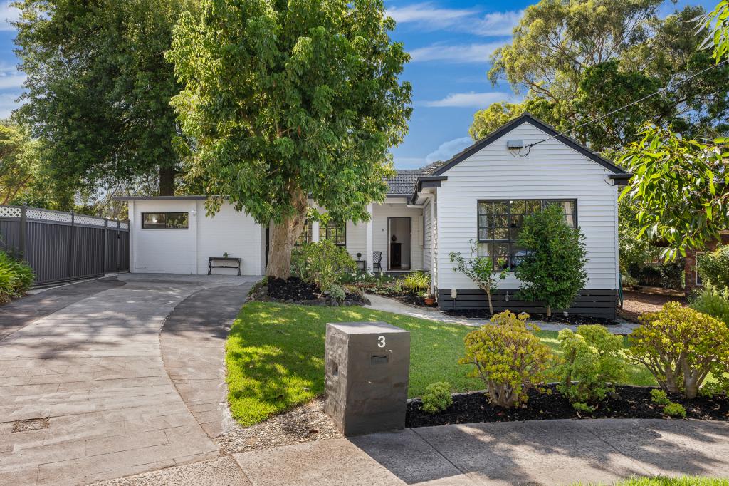 3 LAURA CT, BOX HILL NORTH, VIC 3129