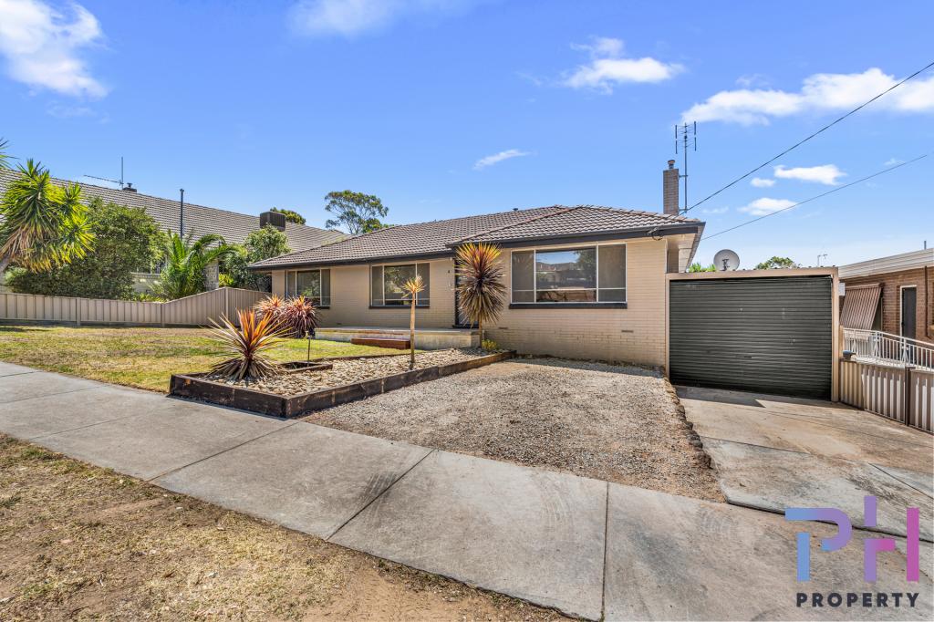 4 Park St, Strathdale, VIC 3550