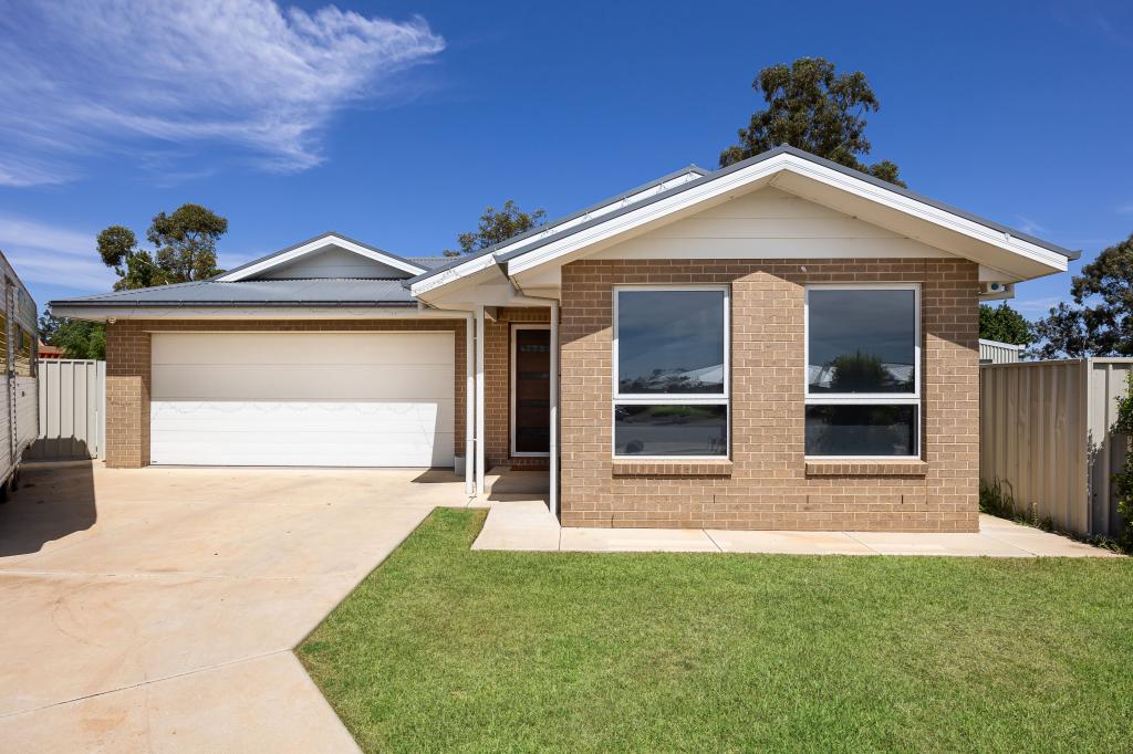 4 Couch Ct, Turvey Park, NSW 2650