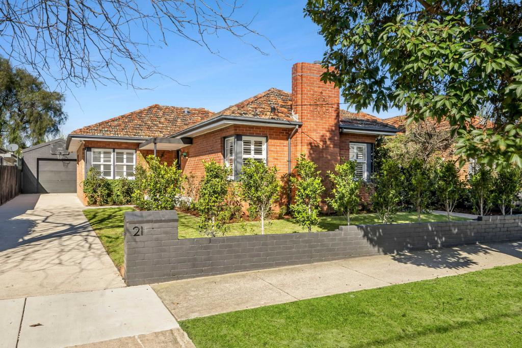 21 Lascelles Ave, Manifold Heights, VIC 3218