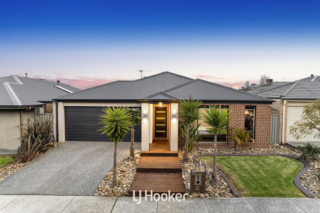 6 Heales Rd, Cranbourne East, VIC 3977