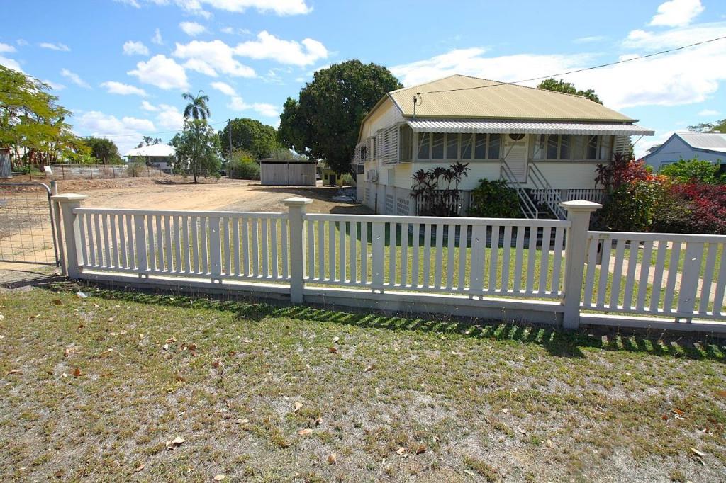 54 York St, Queenton, QLD 4820