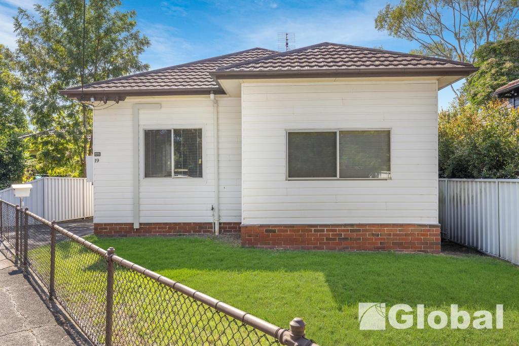 19 Ferndale St, Tighes Hill, NSW 2297