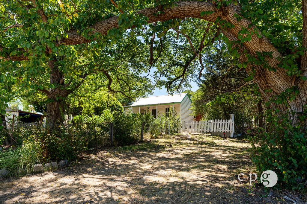 229 Blackjack Rd, Harcourt, VIC 3453