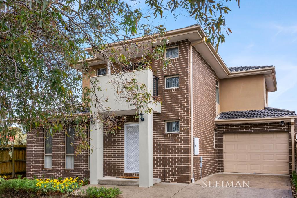 19 Chittenup Bend, Sydenham, VIC 3037