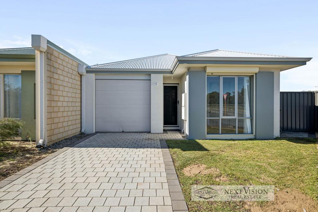 2 Snowden St, Hammond Park, WA 6164
