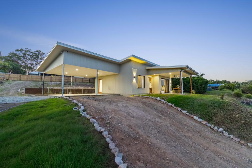 20 Federation Ct, Southside, QLD 4570
