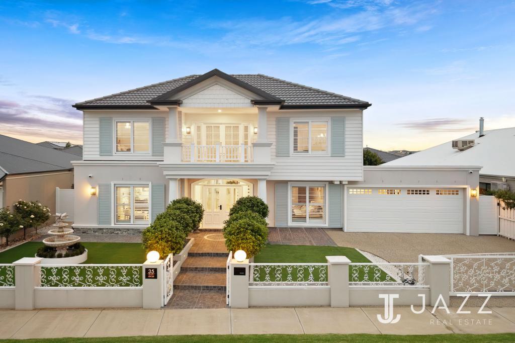 35 Shoal Cct, Mambourin, VIC 3024