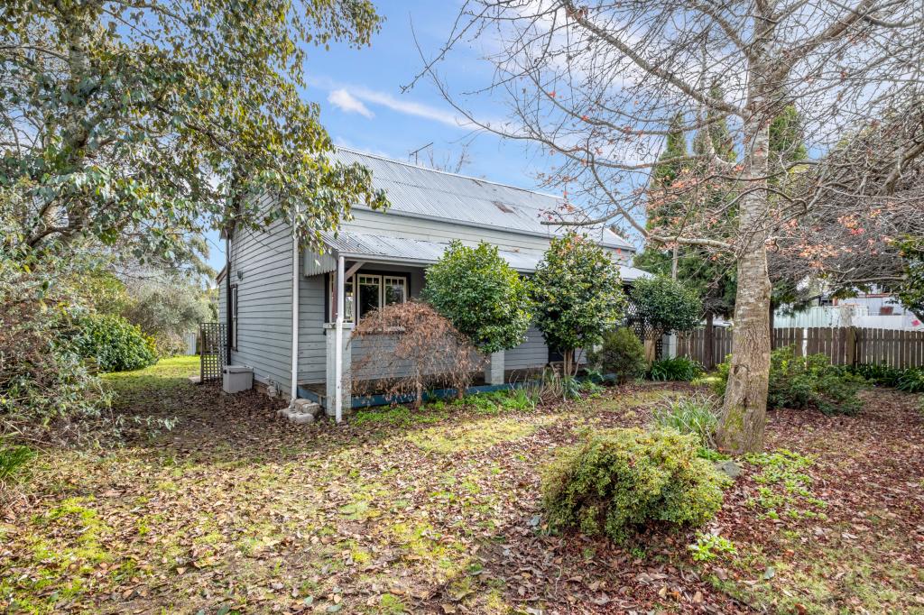 4 Haviland Ave, Blackheath, NSW 2785