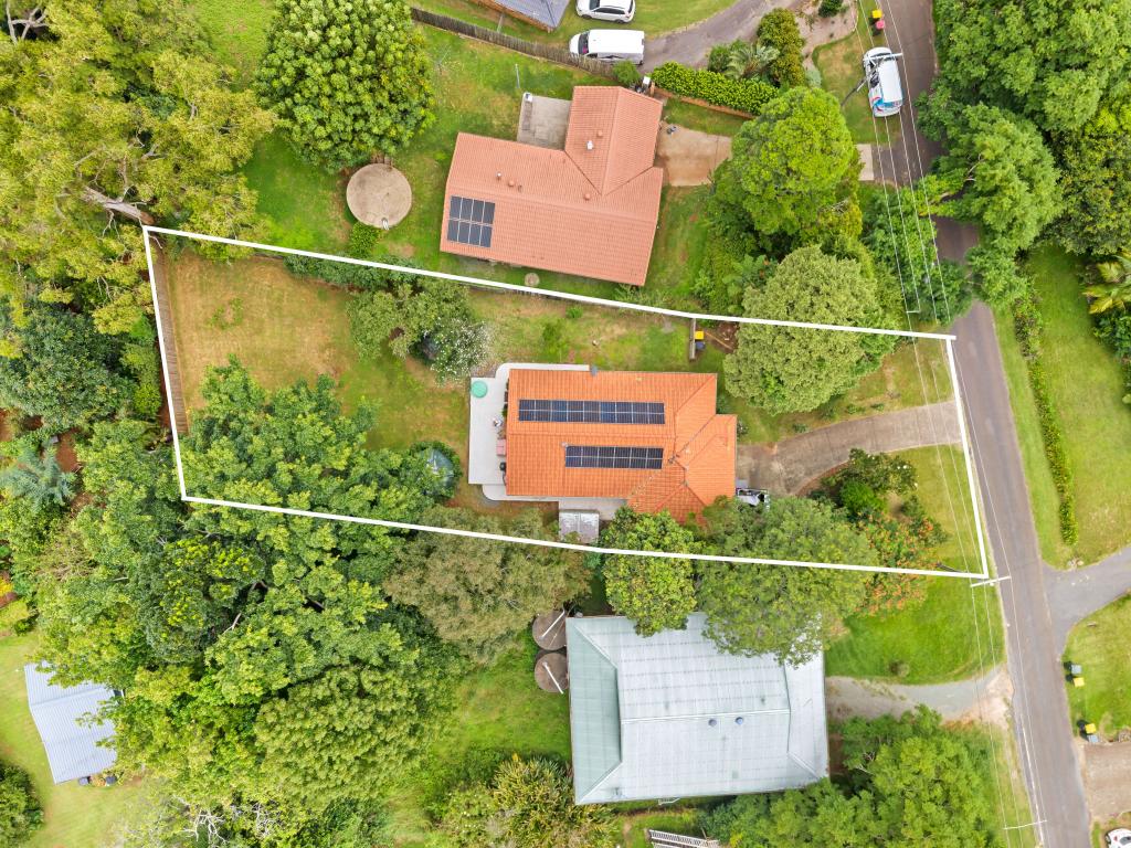 17 Ocean View Pde, Tamborine Mountain, QLD 4272